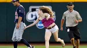 Each june, the best in ncaa division i baseball converge on omaha, neb., for the esteemed college world series. Deserted Icons No College World Series Hits Omaha Hard Abc News