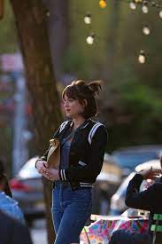 Dakota Johnson In How To Be Single Plus Short Bob Haircut Dakota Johnson Hair Dakota Johnson Style Dakota Johnson