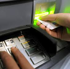 Über diesen service kannst du alle deine karten gebührenfrei innerhalb deutschlands sperren lassen. Falsche Pin Ec Karte Gesperrt Was Tun Welt