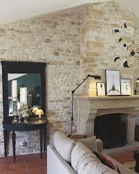 Parement Pierre De Causse Ton Naturel Dcps Architecte D Interieur En 2020 Relooking Cheminee Parement Pierre Interieur Maison