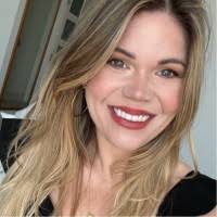 Ashley Fetter's Instagram, Twitter & Facebook