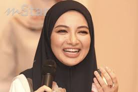 Tidak cukup dengan itu, sebuah akaun twitter milik @jurnalmil turut memuat naik sekeping poster yang meletakkan titik kawasan nilai 3 dalam kawasan negeri selangor. Neelofa Jawab Dakwaan Jadi Orang Ketiga Tak Selesa Kongsi Hal Peribadi Kaitkan Pu Riz Tunggulah Sampai Akad Sensasi Mstar