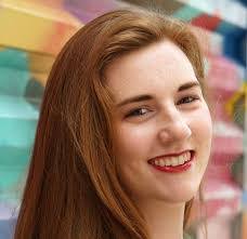 Kelly Oja's Instagram, Twitter & Facebook