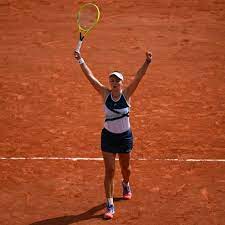 La france en quarts de finale du tournoi par équipes. French Open Finale Im Ticker Underdog Krejcikova Kront Sich Nach Drei Satzen Zur Konigin Von Paris Mehr Sport