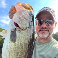 Byron Childers's Instagram, Twitter & Facebook