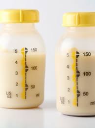 Jika di bancuh dan terus di simpan dalam peti sejuk maka ia boleh bertahan antara susu formula dan susu ibu, terang lagi bersuluh susu ibu adalah yang susu yang paling terbaik sekali untuk bayi. Berapa Lama Asi Perah Bisa Tahan Di Suhu Ruang Kumparan Com