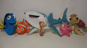 Personajes En Carton De Nemo Y Dory Youtube