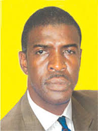 Jack backs Warners resignation