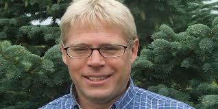 Neenah hires Kading as parks and rec director