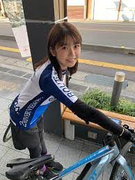 武田雛歩 おしゃれまとめの人気アイデア pinterest がんま 2021 女の子 ポーズ 可愛い女の子 バイク 女子