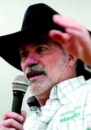 Role reversal: fans hunted down Mantracker