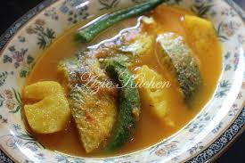 Masukkan sos tomato, sos cili, garam dan serbuk perasa. Ikan Masak Masam Manis Azie Kitchen Ikan Siakap Sweet Sour Azie Kitchen