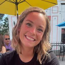 Amelia Rowell's Instagram, Twitter & Facebook