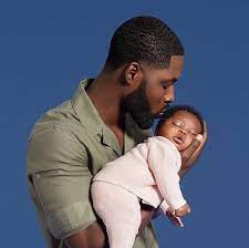 Mydadsmiles Sheamoisture S Latest Campaign Celebrates Black Fathers Vid Father And Baby Baby Photoshoot Black Fathers