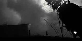 Pelando la serpiente (juego de relevos muy popular en japón). Limbo Game