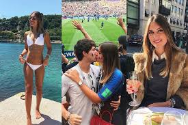 Didier deschamps joue la carte jeune les 23 bleus désignés par didier deschamps pour la coupe du monde affichent une des plus jeunes moyennes d'âge des 32 nations qualifiées (25,4 ans). Photos Qui Est Mathilde Cappalaere La Compagne De Dylan Fils De Didier Deschamps Pureactu Com