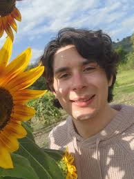 Chopin et Minou 🎹🎼🎶 😻🧶🐈