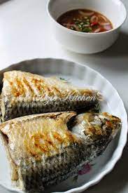 Ikan bakar oles bumbu kampar. Azie Kitchen Ikan Terubuk Bakar Dan Pencicah Air Asam Fish And Seafood Recipes Sarawak