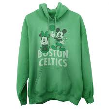 Explore boston celtics camisetas, camisas y celtics ropa. Men S Junk Food Heather Green Boston Celtics Disney Mickey Minnie 2020 21 City Edition Pullover Hoodie