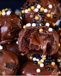 ici dolgulu truf tarif isteyenler cift tiklasin ici dolgulu truf tarifi dilerseniz evde kalan kekleri deger nutella recipes desserts brownie bites
