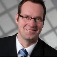 100+ perfis com “Daniel Christ”