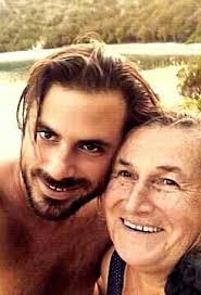 Buonasera signorina ;)