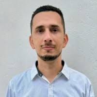 100+ perfis com “Bonsanto”