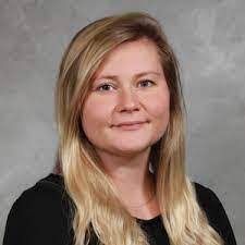 Alexis Clouse's Instagram, Twitter & Facebook