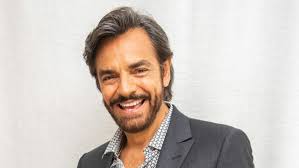 En 1973 se inició como extra en telenovelas y dio clases de piano, acordeón, guitarra, canto y ballet. Eugenio Derbez Ya Escogio A Sus 5 Hijos Adoptivos Conoce A Los Tiktokers Que Convencieron Al Actor Tu Nota