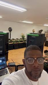 you know what way we about to go #thechillway🥶🚦 happy Birthday #MrTommy