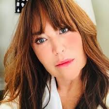 Dawn Abraham ✰ (@Dawn_Abraham)