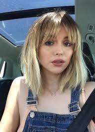 20 Beautiful Medium Hairstyle For Women 2020 Viviehome Medium Hair Styles Short Haircuts With Bangs Hairstyles With Bangs
