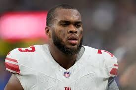 Eric Marc's Instagram, Twitter & Facebook