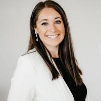 Mariah Troje's Instagram, Twitter & Facebook