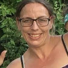 Denise Resch's Instagram, Twitter & Facebook