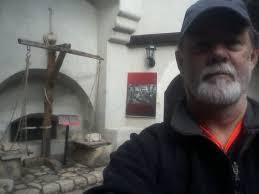 Wayne Legg's Instagram, Twitter & Facebook