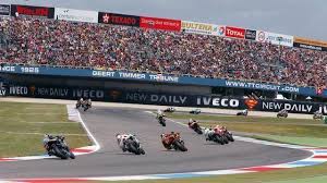 Melihat lebih dekat ke sirkuit assen belanda, sirkuit dengan panjang 4,5 km dan memiliki 60.000 the doctor memenangi gp di assen sebanyak 7 kali ( 6 kali kelas motogp, 1 kali kelas 500cc. Sirkuit Motogp Assen Trek Yang Kerap Dikuasai Valentino Rossi Motogp Bola Com