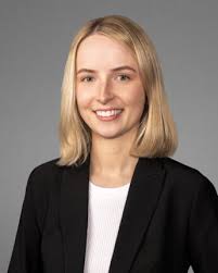 Amanda Cheek's Instagram, Twitter & Facebook