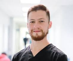 DR. ÓSCAR MARCELO VARGAS ORIBE