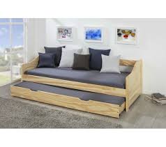 Le lit banquette gigogne est parfait pour les petites pièces. Lit Gigogne 90x200 Cm Ela En Bois Naturel Lit Gigogne But