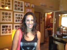 The daughter of francisco urrejola and francisca arroyo, she has three sisters, alejandra, francisca and isidora. Actriz Fernanda Urrejola Bild Von El Rincon De Azocar Santiago Tripadvisor