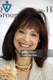 318 Barbara Firestone Photos & High Res Pictures