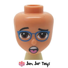 LEGO Abuelita Head, Nougat, Grey Eyebrows, Brown Eyes, Crows Feet. MDH90