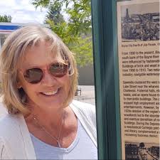 🚨 **Breaking in Sandusky** 🚨 A 58-year-old man was pulled from Sandusky  Bay after his kayak overturned near Cross Tree Lane. Fire crews and the  dive team fought to save him —