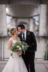 Nashville Couple Wedding Day Greenery Bouquet Ideas Couple Goals Just Married Gold Wedding Ceremony Gold Wedding Wedding