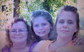 Tina Selby's Instagram, Twitter & Facebook