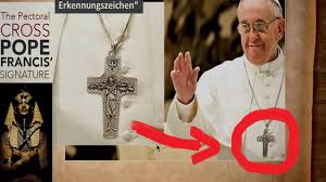 Amalia damonte (76) erinnert sich, wie papst franziskus als teenager um ihre hand anhielt. Papst Franziskus Tragt Satan Auf Dem Kreuz Youtube
