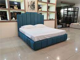 One way furniture has a magnificent selection of lovely ashley bedroom sets. China Bedroom Furniture Sets Upholstered Bed With Metal Legs China Modern Bed Classic Bed