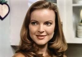 Marcia Cross as Kimberly Shaw on Melrose Place, (1992-1999 ...