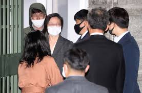 Check spelling or type a new query. ì •ê²½ì‹¬ 199ì¼ë§Œì— ì„ë°© ë³„ë§ ì—†ì´ ì§€ì§€ìžì—ê²Œ ì¸ì‚¬ í›„ ë– ë‚˜